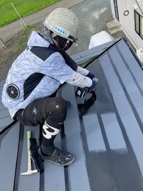 奥州市江刺地内のM様邸 屋根塗装